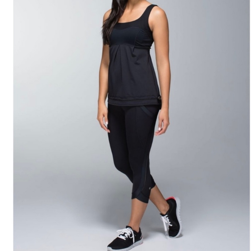 LULULEMON Drawstring Hem Black Mini Stripe Tank Top Size 4